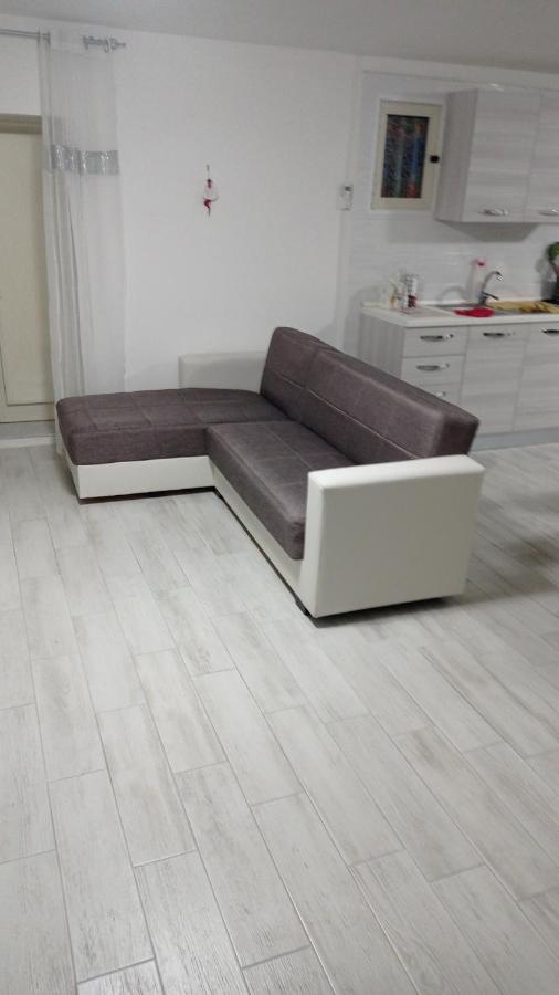 Appartamento Nunzia's House Materdei Napoli Esterno foto