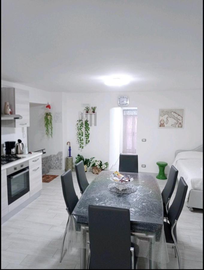 Appartamento Nunzia's House Materdei Napoli Esterno foto