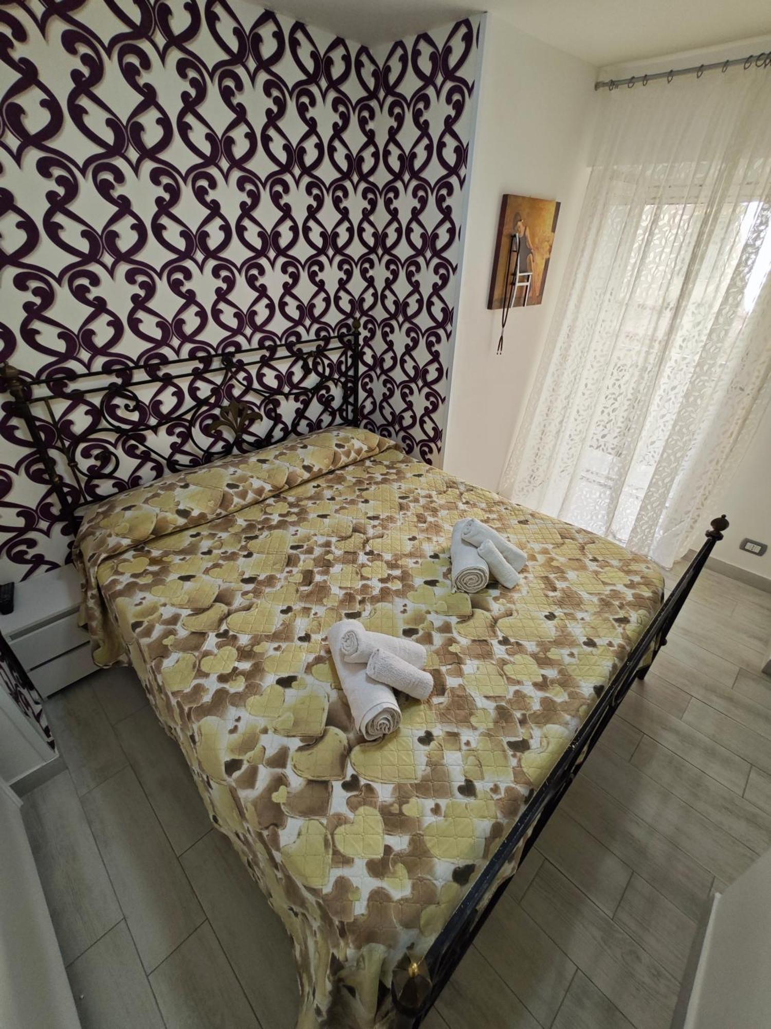Appartamento Nunzia's House Materdei Napoli Esterno foto
