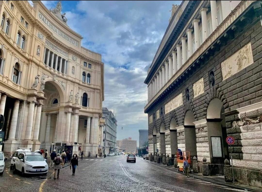 Appartamento Nunzia's House Materdei Napoli Esterno foto
